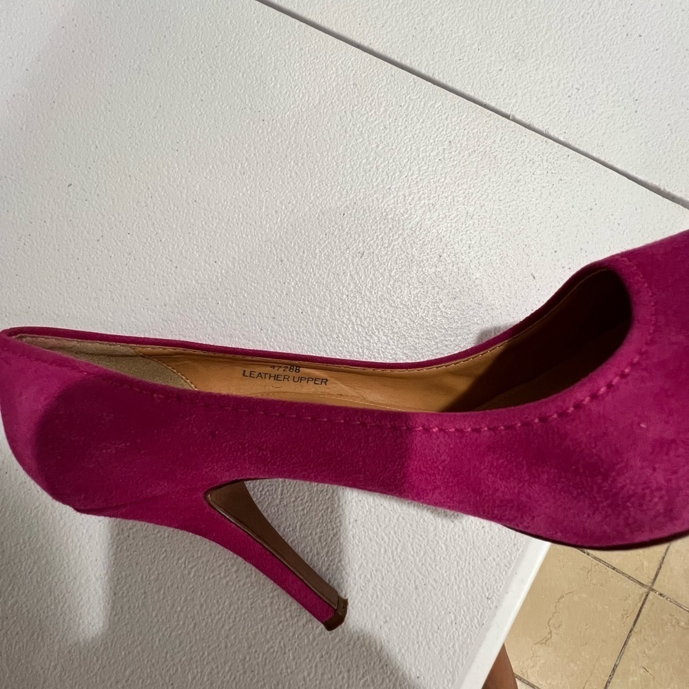 J.Crew Mona Pumps Italian Leather/Suede Excellent 6.5 wildberry - Picture 8 of 9